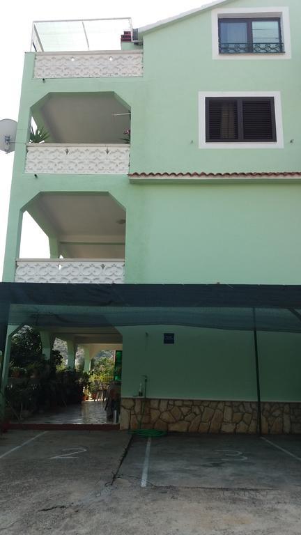 Stojan A1 * Marina