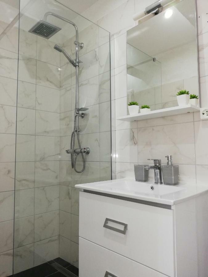 Stojan A1 Apartment Marina